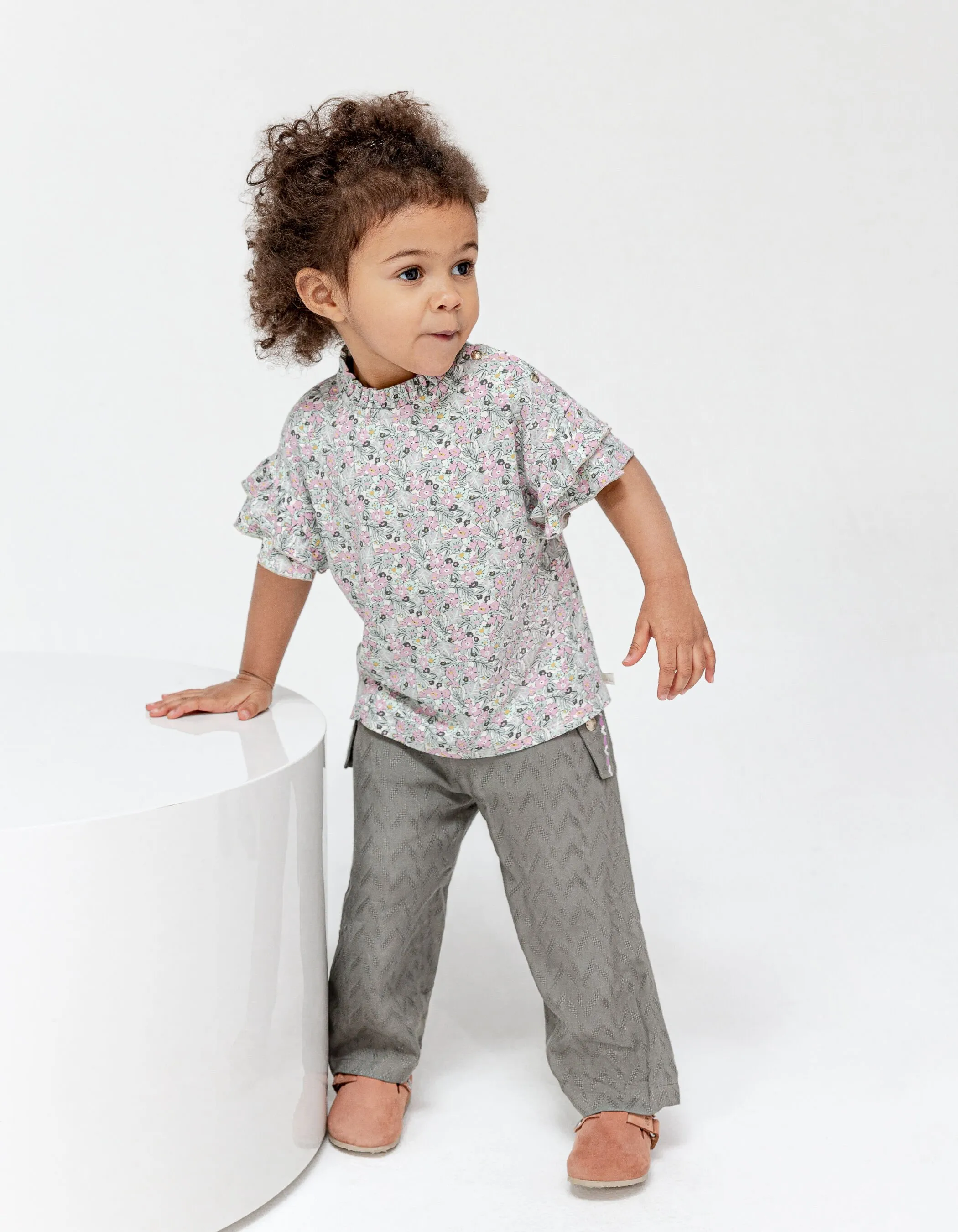 Pantalon LENZING™ ECOVERO™ jacquard brodé bébé fille