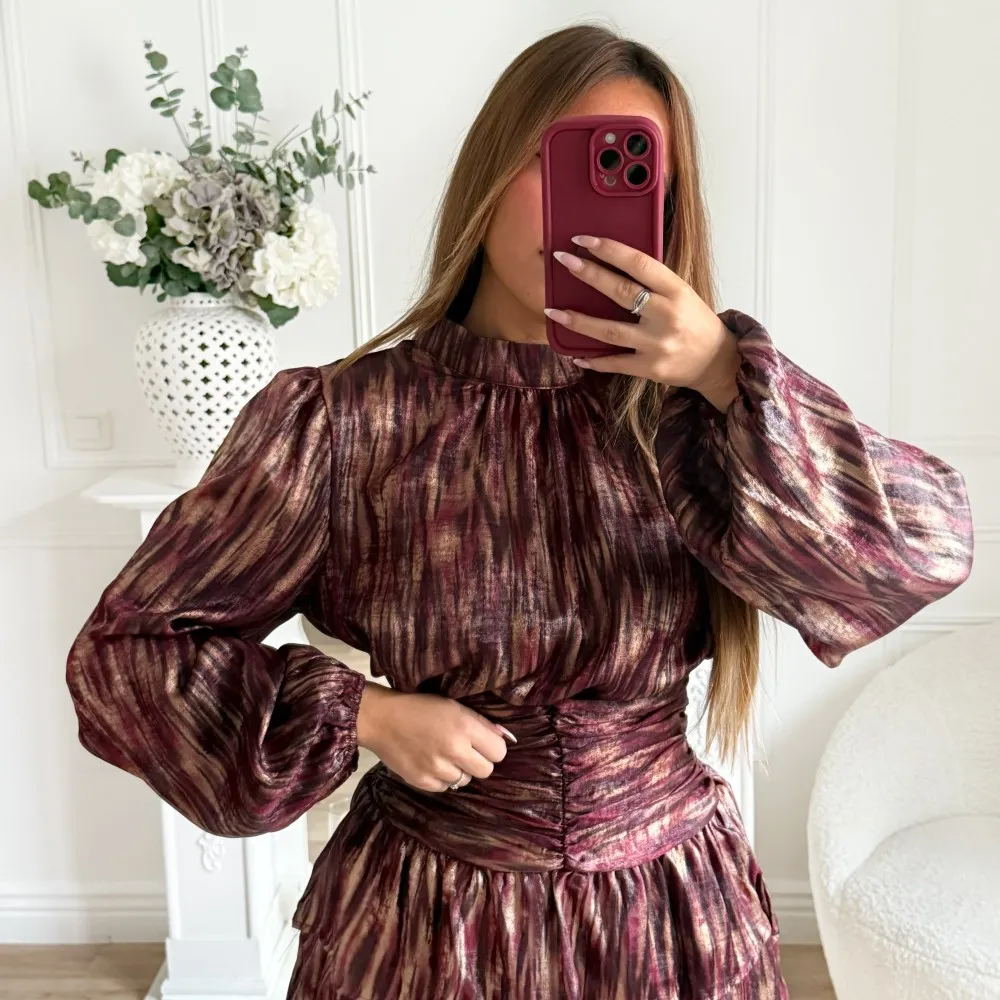 ROBE VOLANTS IRISÉE BURGUNDY