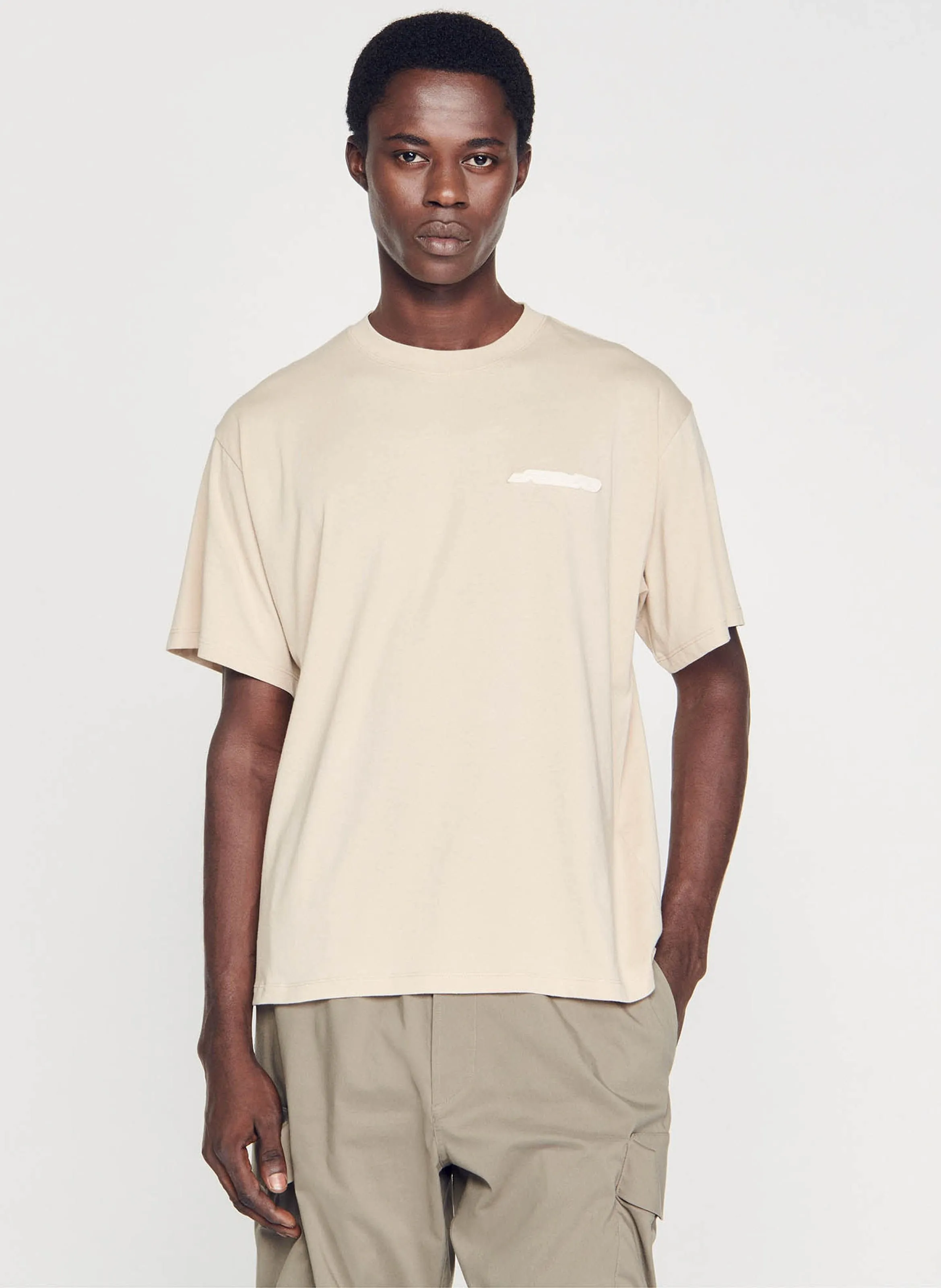 TEE-SHIRT COL ROND DROIT EN COTON - SANDRO pour HOMME | Printemps