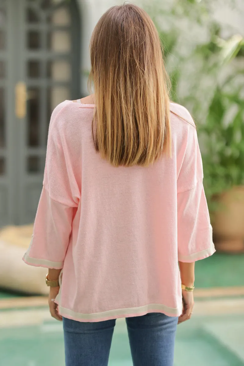 Top rose maille fine col V manches 3/4 finition bicolore ecru